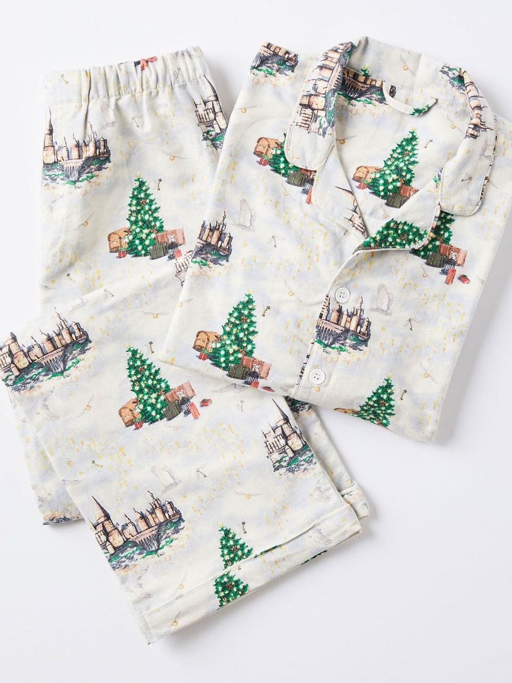 NWT Harry Potter™ Hogwarts™ Christmas Organic Flannel Pajama Set